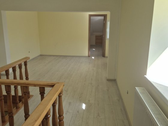 Продаж двохрівневої квартири  в центрі міста. Мукачево