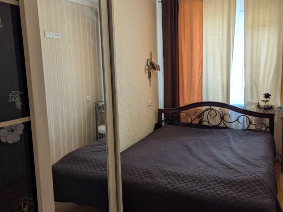 ПРОДАМ прекрасну ТРИКІМНАТНУ квартиру. ЄВідновлення. Є Відновлення. Нежин