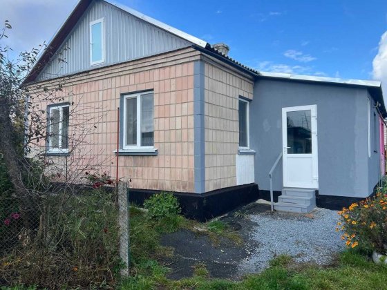 Продаж 2-к.кв. в будинку в м. Звягель Звягель