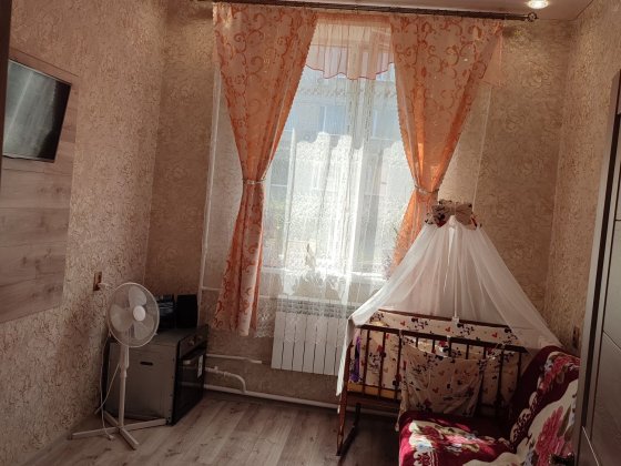 Продаж 2 х.кімнатної квартири з ремонтом. Звягель