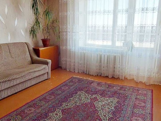 Продається 3-к. кв. в м. Звягель, пл. Л. Українки 11, центр Звягель