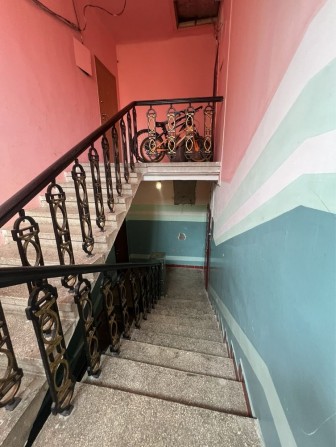 Продаж 1 кімнатноі дворівневоі квартири на Петефі - фото 1