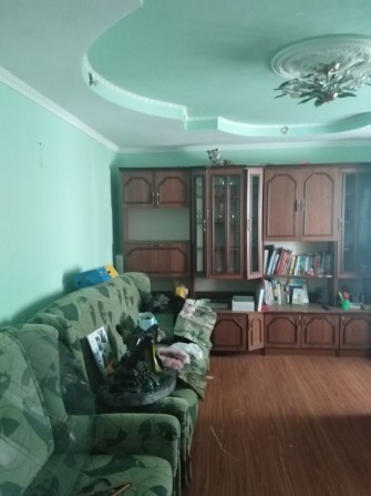 21Продасться трьохкімнатна квартира - фото 1