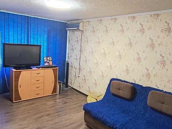 Продам 2-х.ком 40 лет Павлоград