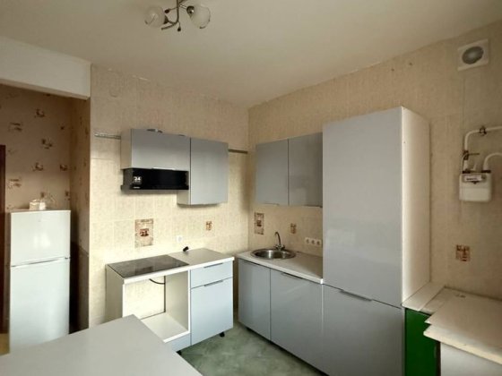 Простора 2-кімнатна квартира – 77 м², м. Обухів, мкрн Сосновий Обухів