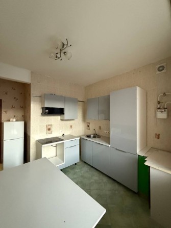 Простора 2-кімнатна квартира – 77 м², м. Обухів, мкрн Сосновий - фото 1