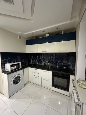 Продам 1к квартиру, ТОРГ! ЦЕНТР Павлограда мебльована, з технікою - фото 1