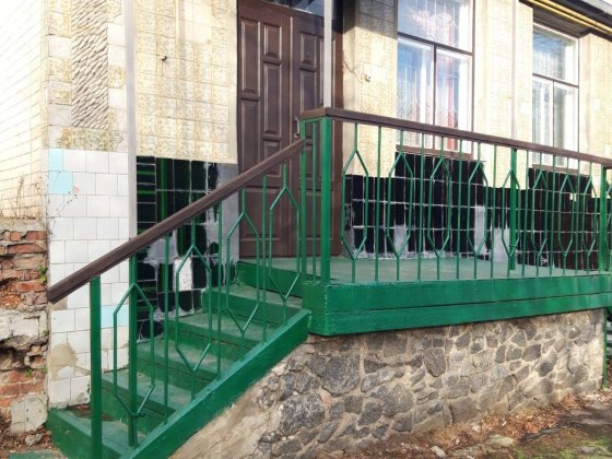 Продам квартиру г. Ромны Сумская обл. С отдельным входом Ромны