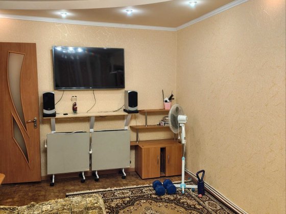 Продам 2-кімнатну квартиру, 5 поверх, індивідуальне опалення, утеплена Павлоград