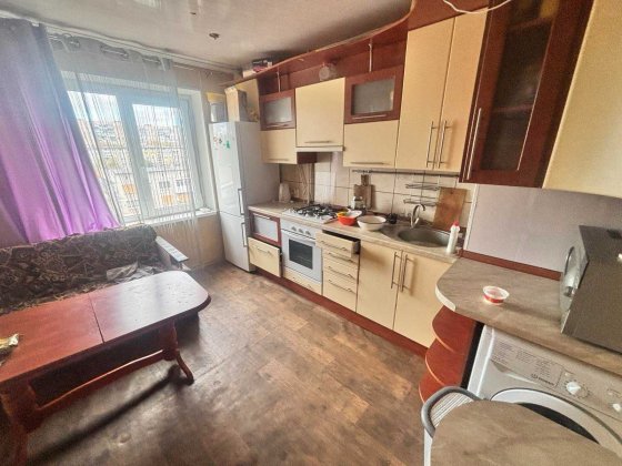 Продается 2-х комнатная квартира р-н Артема Славянск