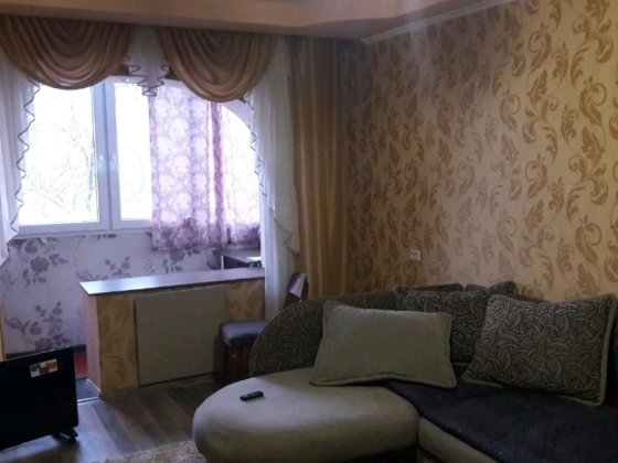 Продам 1 -кімнатну з електроопаленням Павлоград