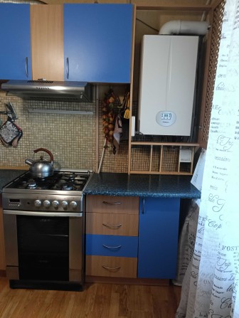 АН продає кап.2во кімнатну Центр сш№1,газ.котел,2/5,ремонт,меблі, - фото 1