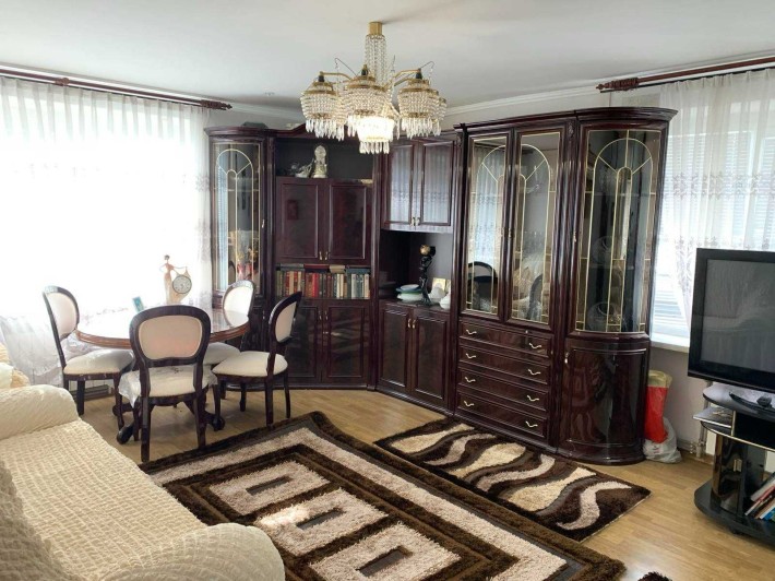 Простора 2-кімнатна квартира у Трускавці, вул. Сагайдачного - фото 1