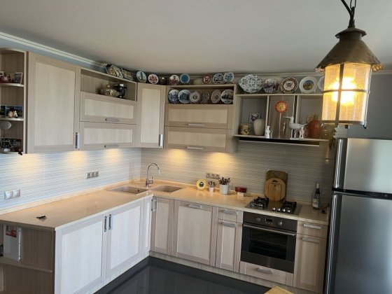 Продаж 5-кімнатноі квартири м. Украінка, вул. Будівельників Нова Українка