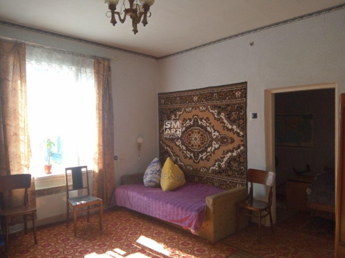 Продаю 1 кімнатну простору квартиру 34 м  у Фастові. - фото 1