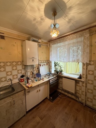 Продам 3 -х кімнатну вартиру центр - фото 1