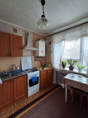 Продам 2-кімнатну квартиру в центрі м.Фастів, Київської обл - фото 1