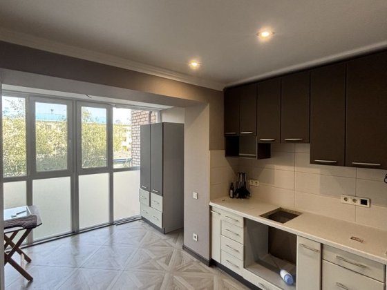 Продается 1 комнатная квартира. Центр. Новый дом. Славянск. Славянск