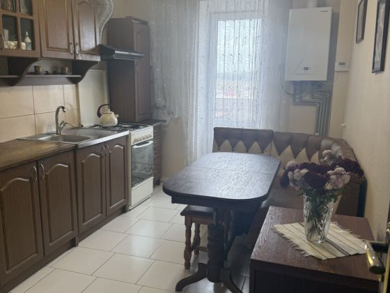 Трикімнатна квартира Хмільник