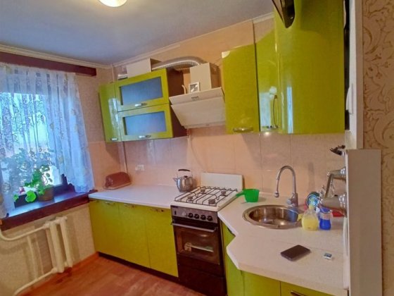 Продажа  1к/кв с ремонтом , в районе ЖД - Вокзала! Славянск