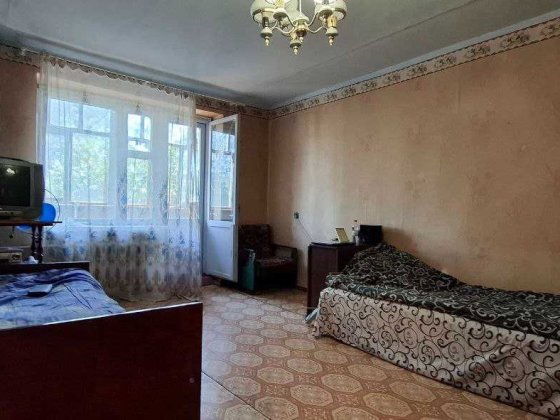 Продается 1 комнатная квартира в районе ЖД Вокзала. Славянск