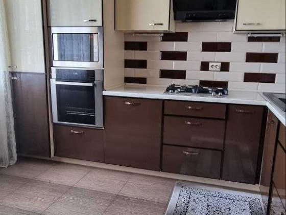 Простора 2 кім квартира на Виставці чекає на нових власників ID 39757 Хмельницький