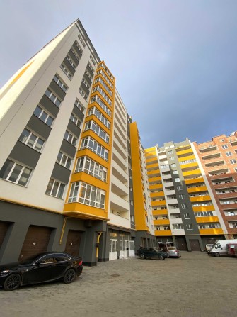 Продаж шикарної 3-ьох кімн квартири на Виставці. Рауш  VS ID: 35616 - фото 1