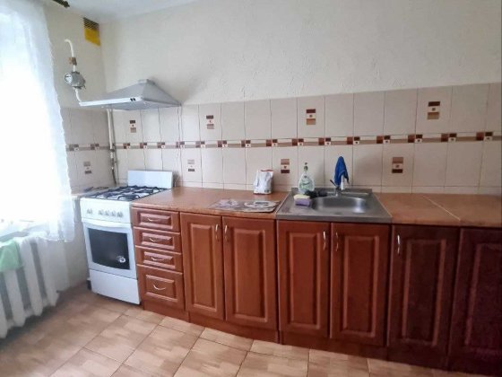 Продається повноцінна 1-кімнатна квартира на Виставці Хмельницький