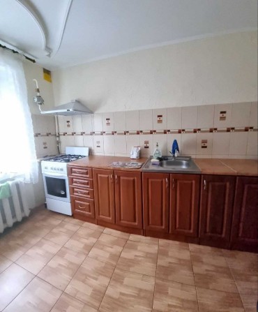 Продається повноцінна 1-кімнатна квартира на Виставці - фото 1