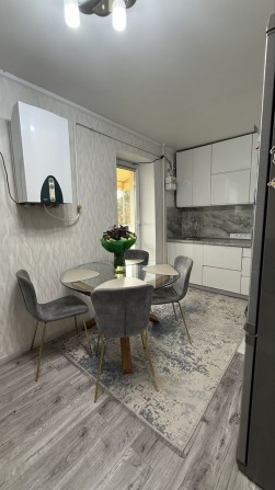 Продаж двокімнатної квартири власник автономне 2 поверх - фото 1