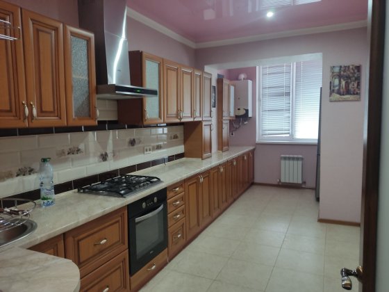 3 кім двохрівнева кв р-н центрального ринку Умань