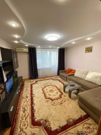 Продается 3-х комнатная квартира в Центре. - фото 1