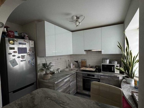 Продается 3-х комнатная квартира на Артема 