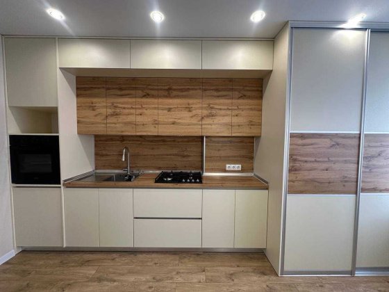 Продаж 1 кімнатної квартири з ремонтоми і меблями. Хмельницький