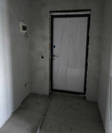 Простора 1-кімнатна квартира, двостороння та кутова 41093 - фото 1