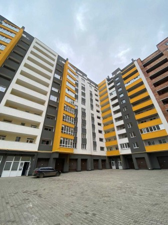 Однокімнатна квартира на Виставці.Забудовник Комунбуд (Рауш) - фото 1