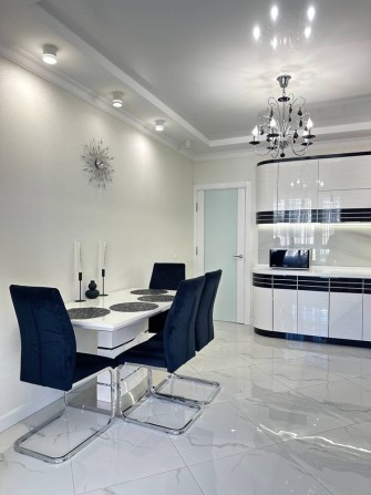 Дизайнерська квартира у ЖК Гармонія 2! - фото 1