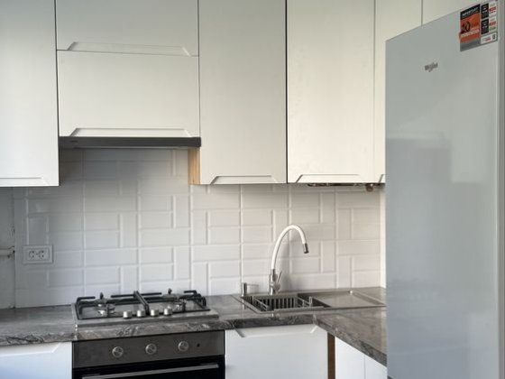 3-х кімнатна з ремонтом Шептицький