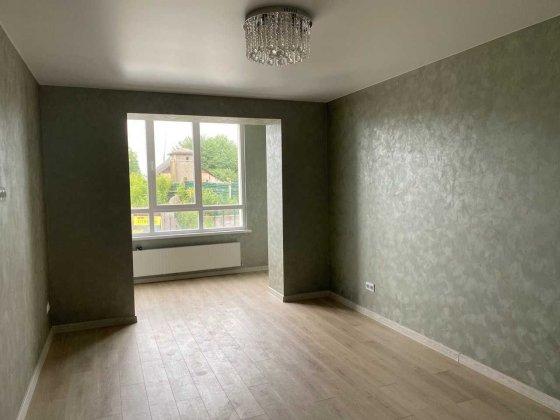 Трикімнатна квартира в спальному районі міста.Свіжий ремонт. Хмельницький