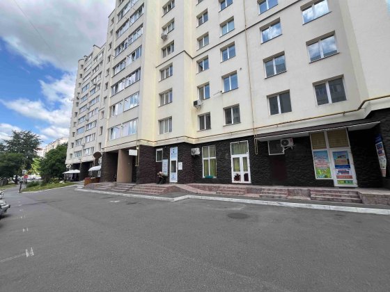 Трикімнатна в новому обжитому будинку Виставка Хмельницький