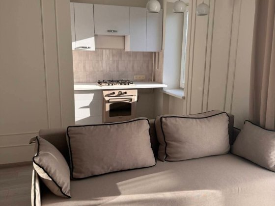 Продаж! 1но кімнатна з ремонтом Шептицький