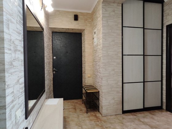 Продаємо 3 кімнатну квартиру з гаражем від господаря. За сертифікат. Шостка