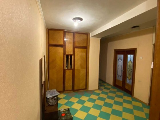 Простора 3-кімнатна квартира в самому центрі Хмельницького! Хмельницький