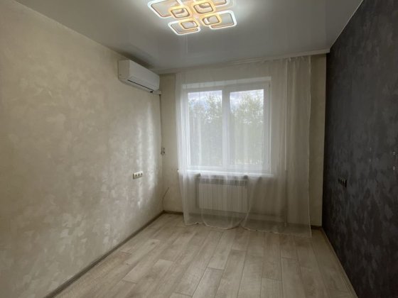 Продам 2-комнатную квартиру в Чугуеве Чугуев