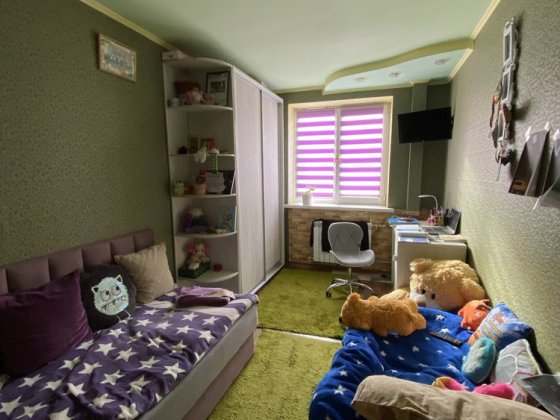 Продам 3-х комнатную квартиру в Чугуеве Чугуїв