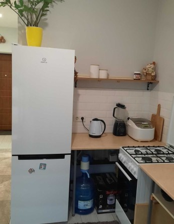 Чудова 1 кімнатна квартира, Виставка, масив Перший Парковий - фото 1