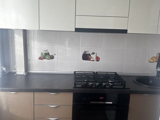 Продам квартиру у центрі міста Чугуев