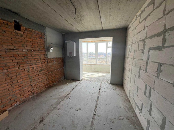 Трикімнатна квартира в новому Житловому комплексі - фото 1