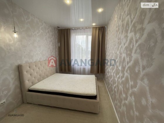 Простора квартира в Агрономічному Агрономичное