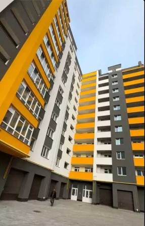 Простора 1-кімнатна квартира в ЖК 'Рауш', Виставка! - фото 1